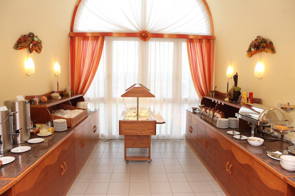 Hotel Napsugar Hévíz Extérieur photo